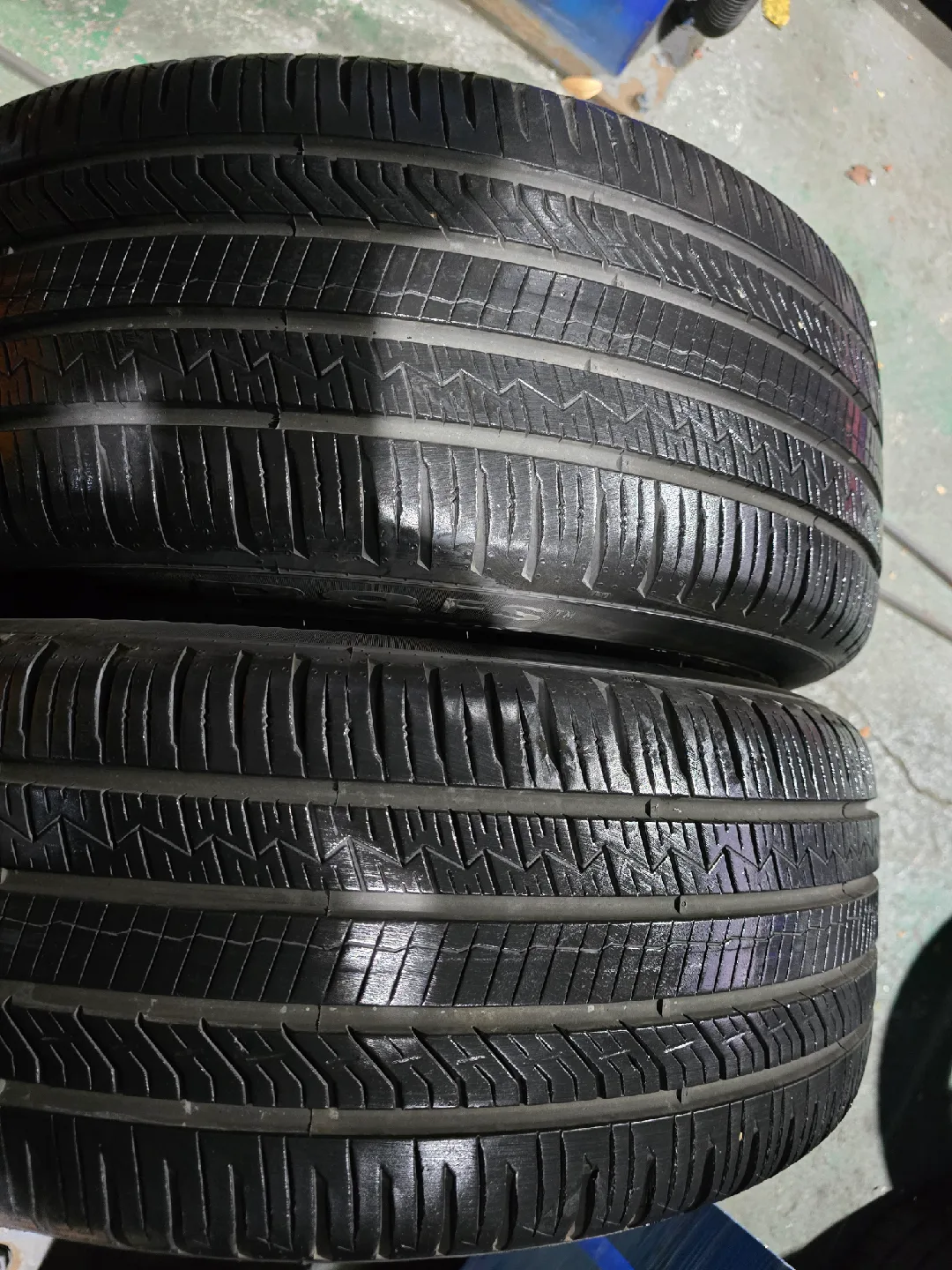 245 45 19 상태완전좋은 중고타이어