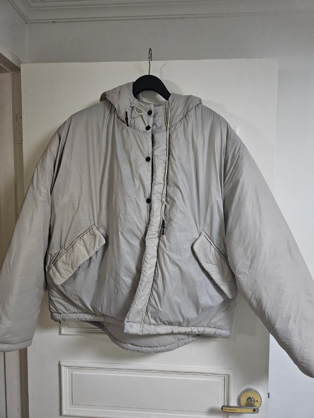 Belly Button 후드 패딩(남여공용)