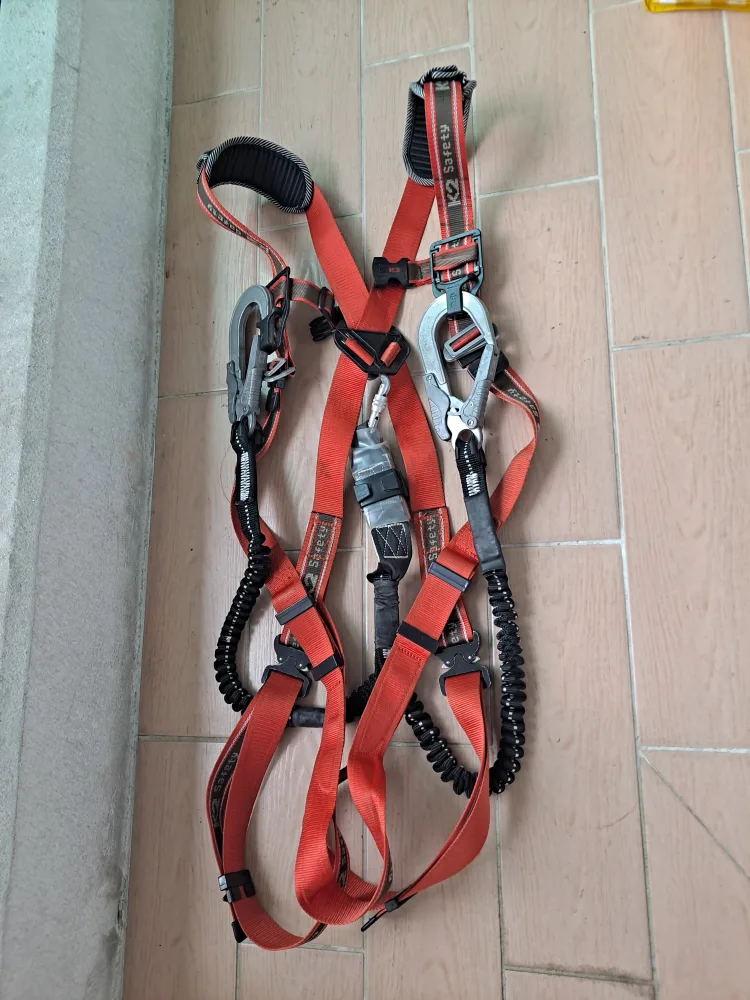 K2 안전벨트 안전고리/중고. 쌉니다!