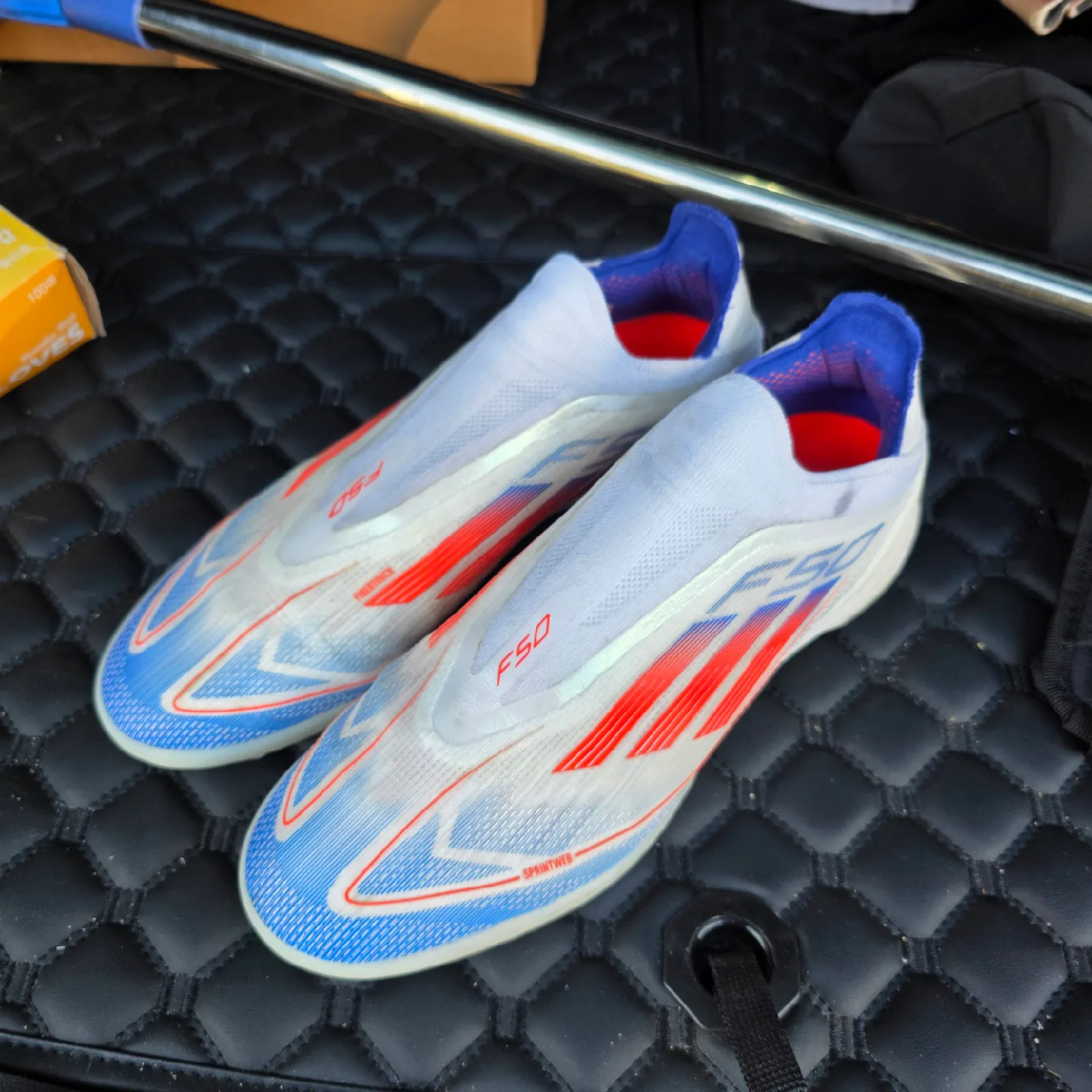 아디다스 풋살화 F50 프로 LL TF 270mm 팝니다. 중고