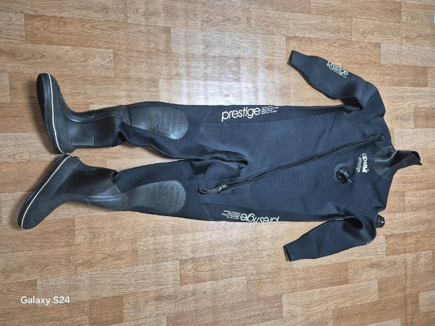 중고 드라이슈트 판매