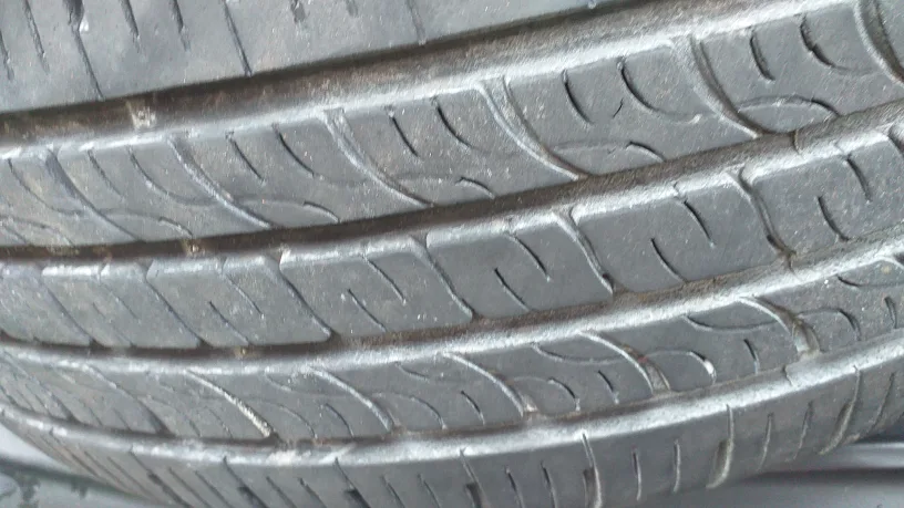 225 60 16 중고 타이어