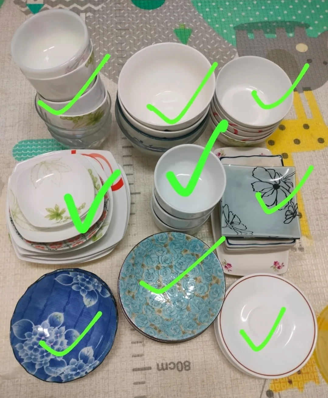 중고 식기 세트 (그릇, 접시, 컵)