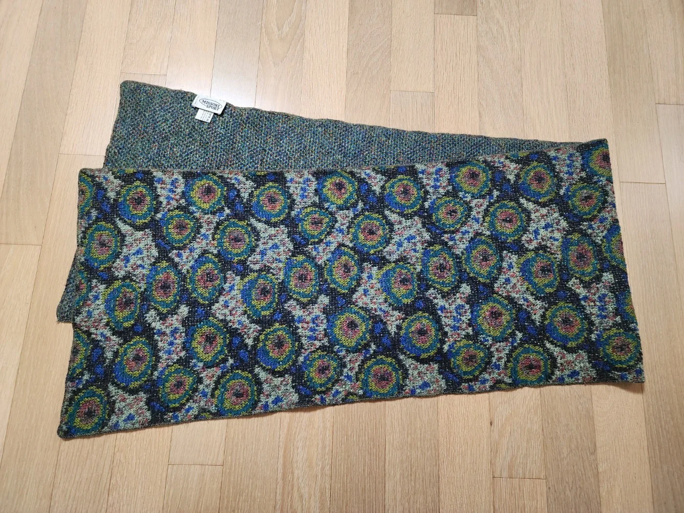 정품. 미쏘니 숄. 목도리. 마후라.