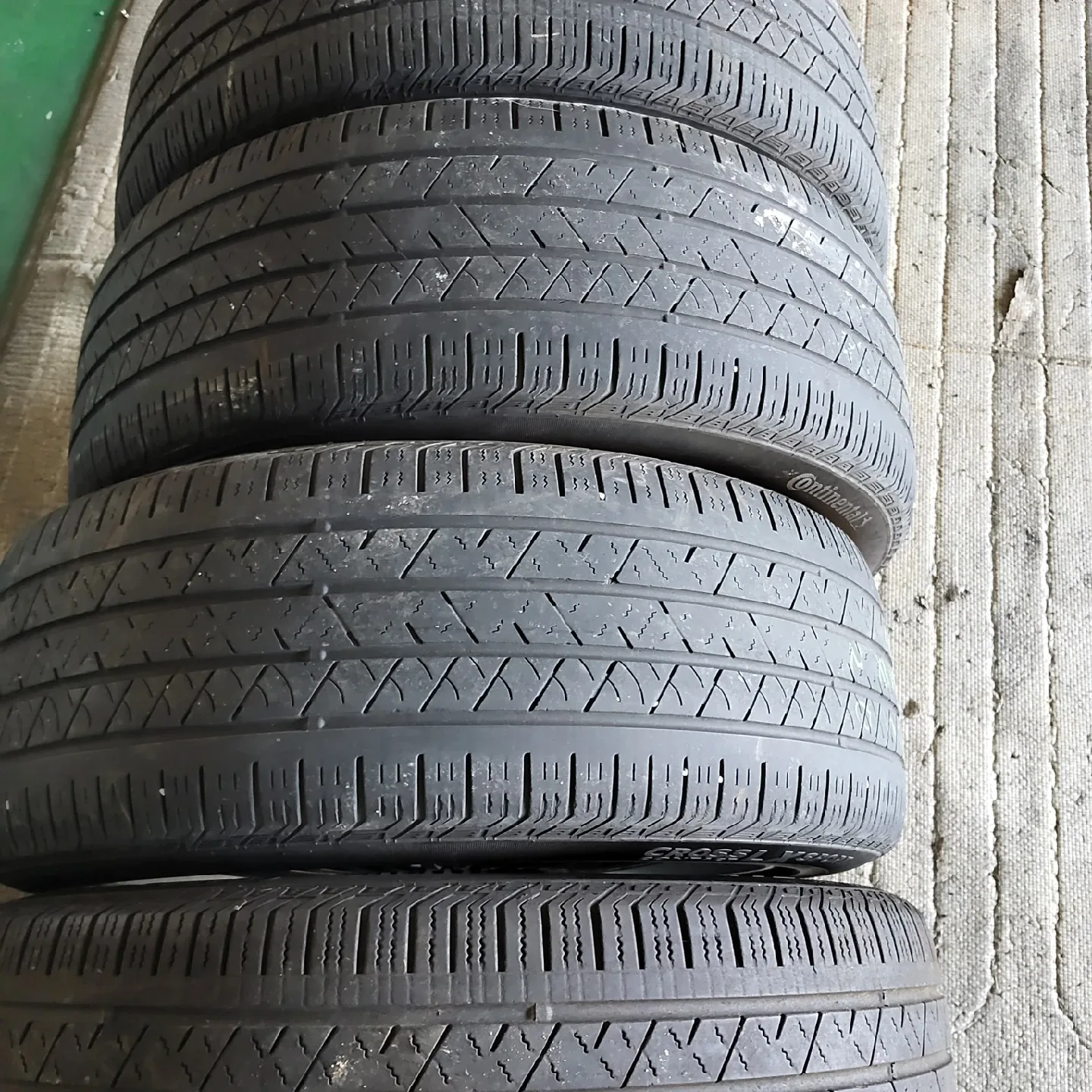 255/45/20  중고타이어