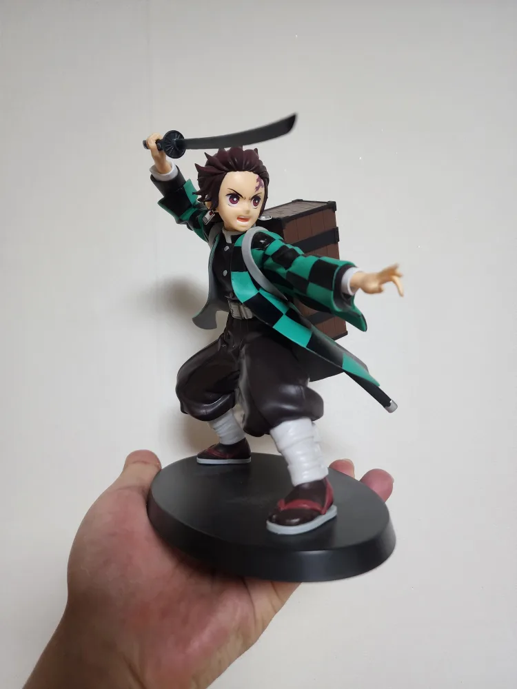 귀멸의 칼날 탄지로 피규어 세가 중고 박스있음