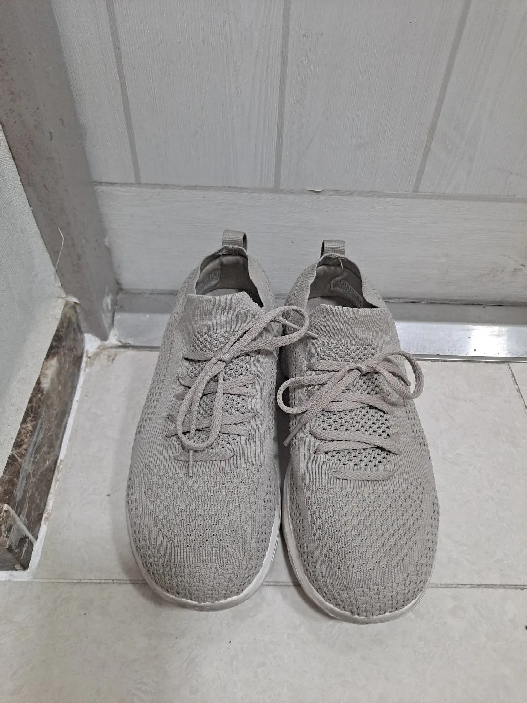 스케쳐스 Arch Fit 여성 운동화/중고