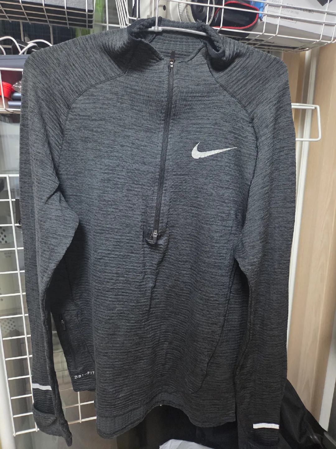 나이키 드라이핏 긴팔 러닝 상의