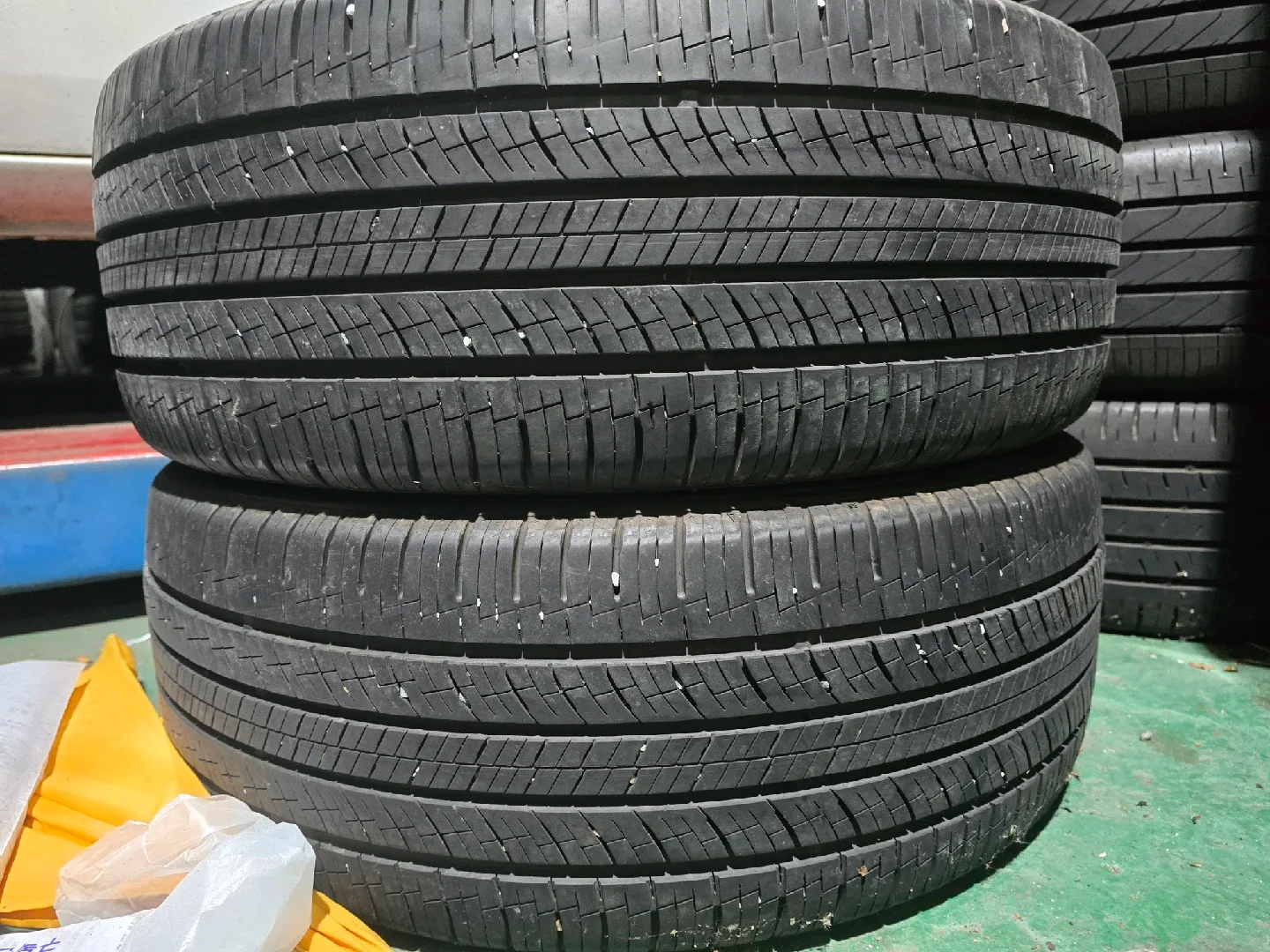 245 45 20 상태좋은 중고타이어
