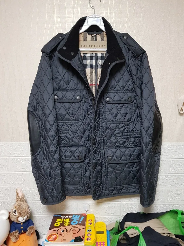 버버리 정품 퀄팅 바버핏 다운자켓패딩 사이즈 95~100 완전이쁨