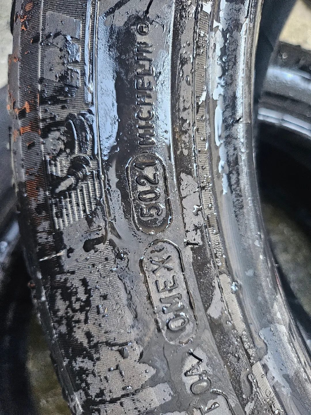 미쉐린 CC 중고 타이어225 50 17