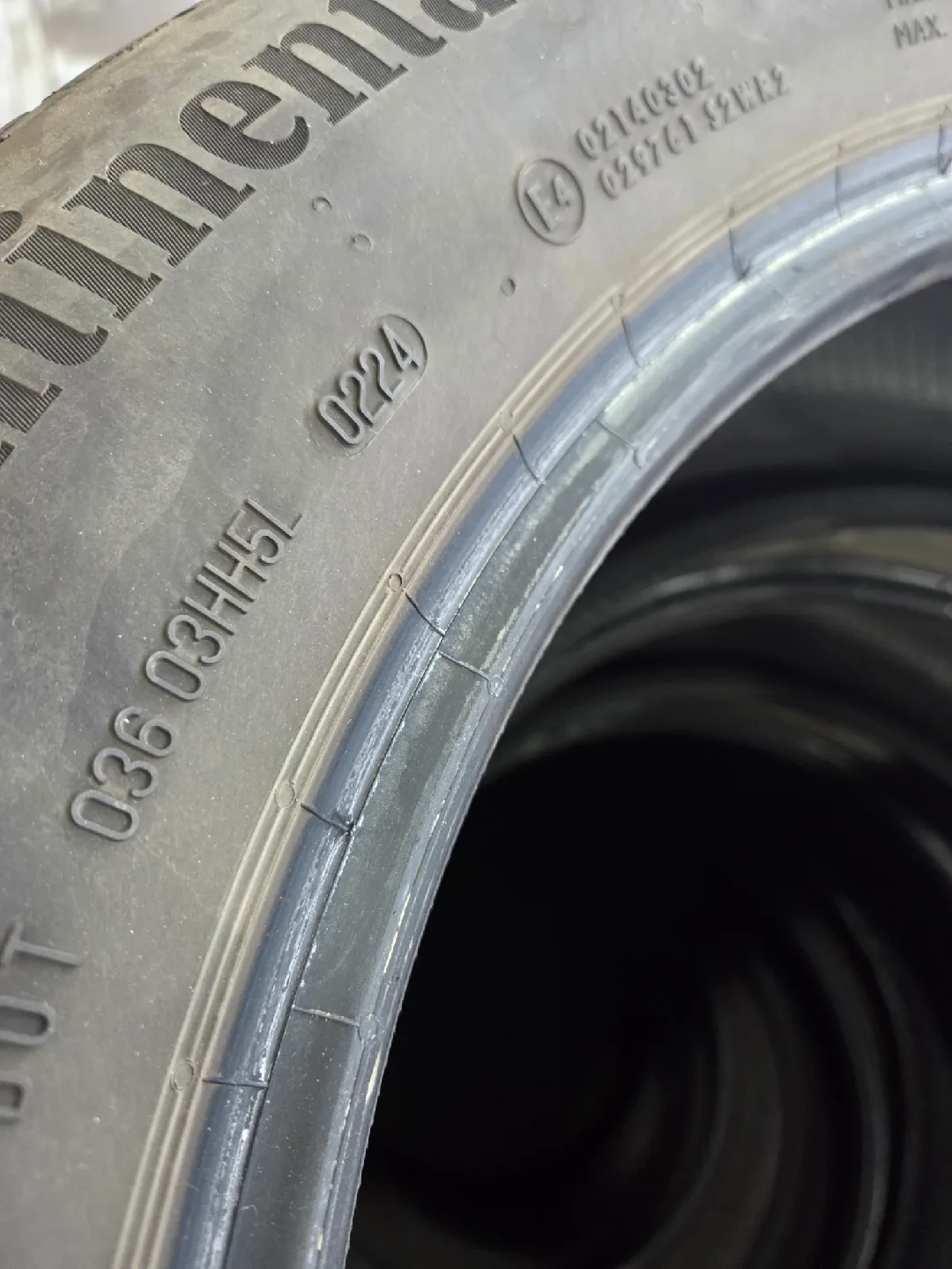 2355519 중고타이어 팝니다