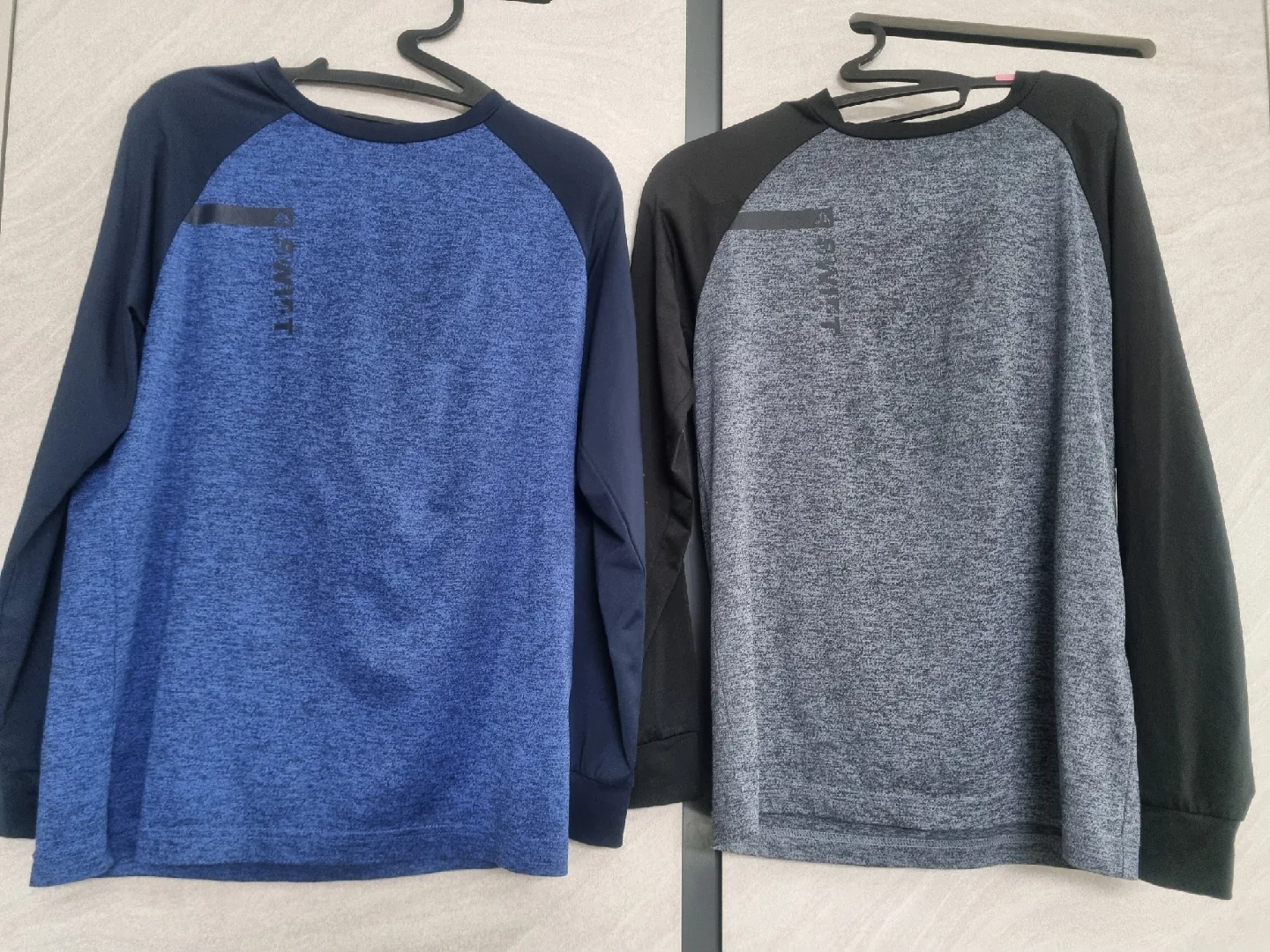 중고제품)에어워크주니어 기능성긴팔 티셔츠 2벌