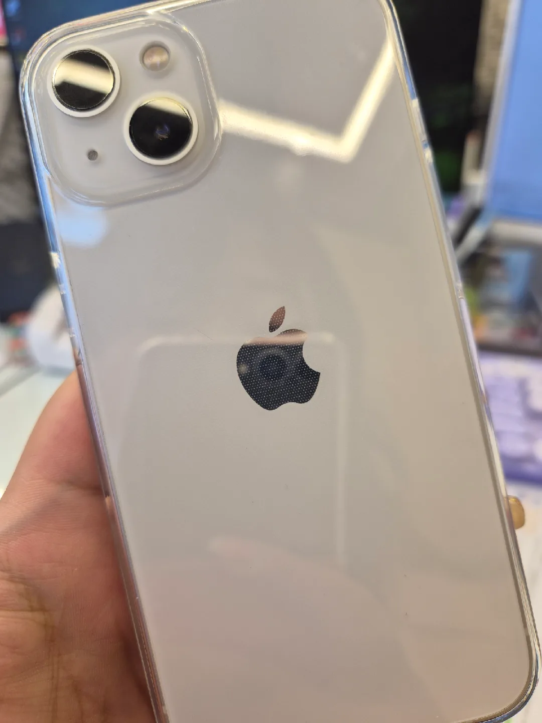 ❤️아이폰 13 화이트 256 배터리 73%❤️ 오늘까지 32만원까지할게요 안팔리면 중고폰에 팔게여