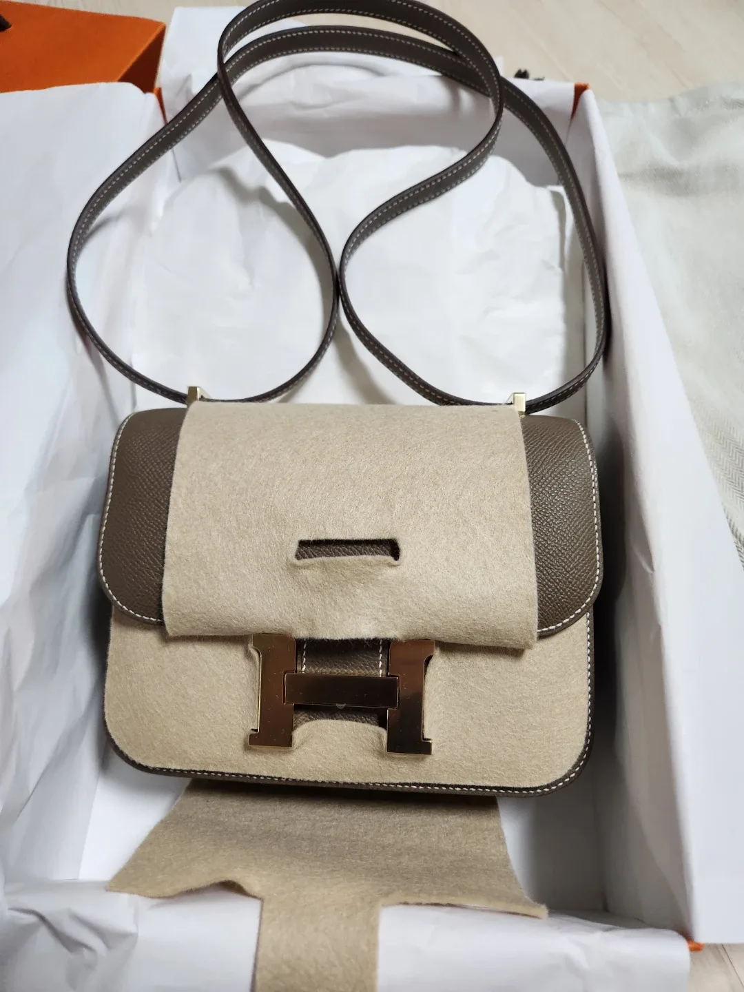 (새상품) 에르메스 콘스탄스 18 샴페인 골드