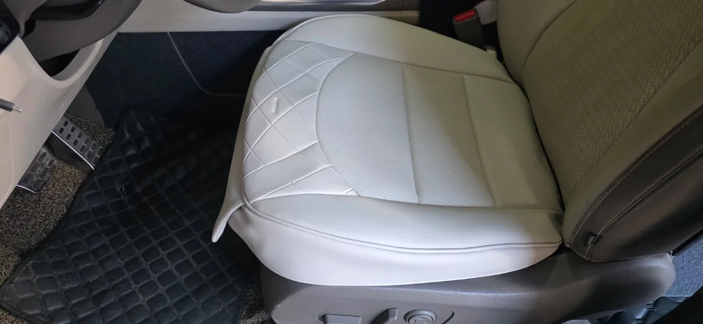 아임반 시트커버 팝니다.