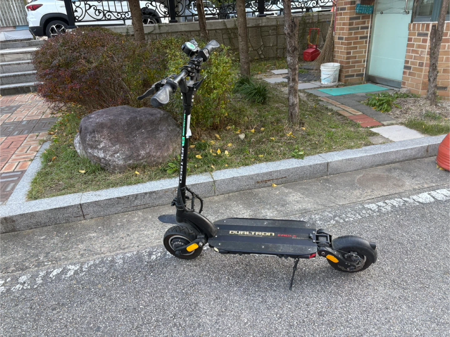 듀얼트론 이글 전동 킥보드 | 스포츠/레저 | 당근 중고거래