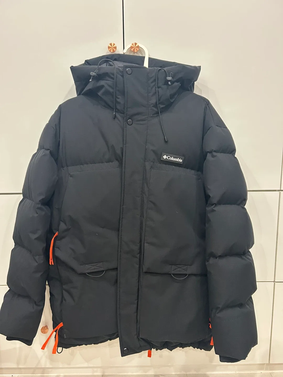 (중고생 가능)콜롬비아 구스 패딩 블랙 95(M)