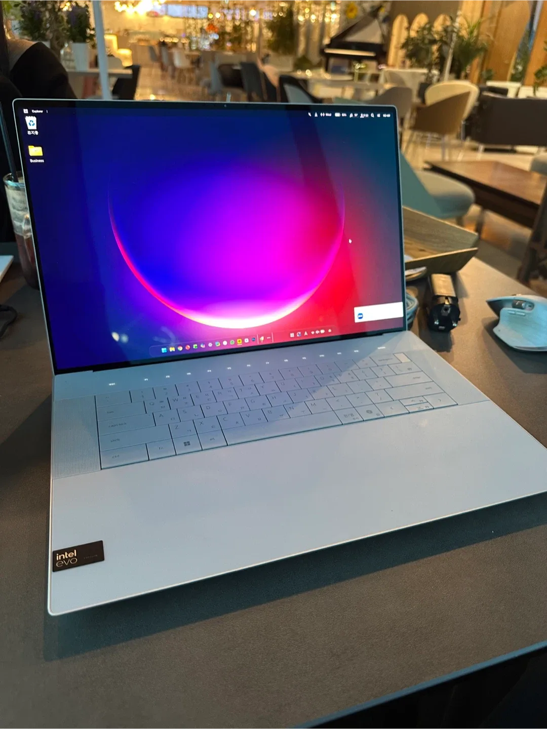 [S급/고사양/존예] Dell XPS 9640 16인치 풀박스 노트북