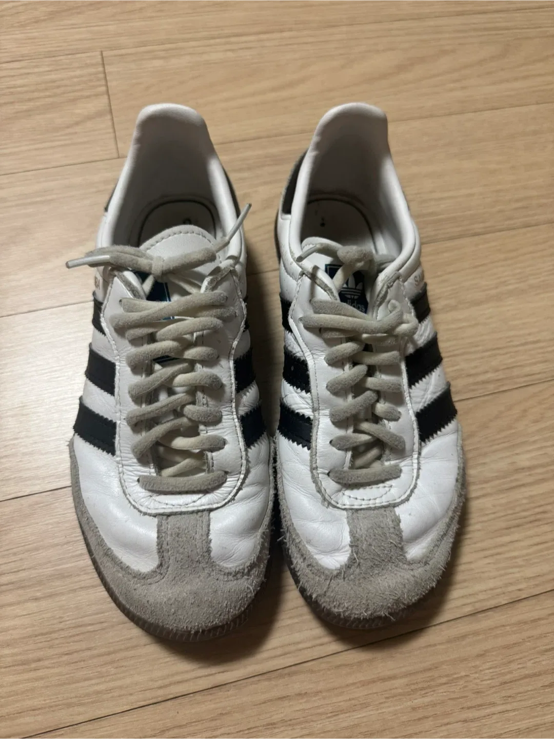 아디다스 삼바 흰색 200사이즈 중고