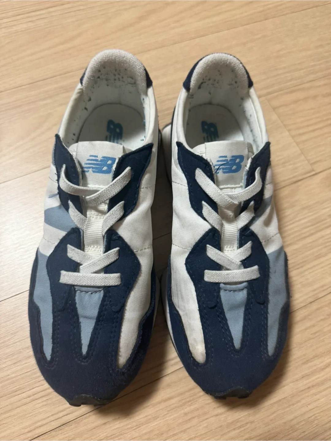 뉴발란스 키즈 327 네이비 200사이즈 중고