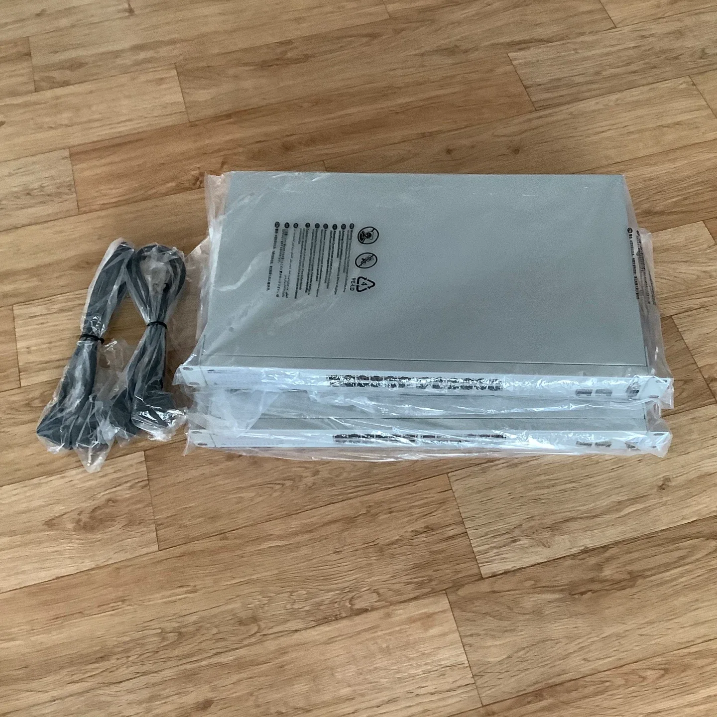 중고 24포트 기가허브 10/100/1000Mbps