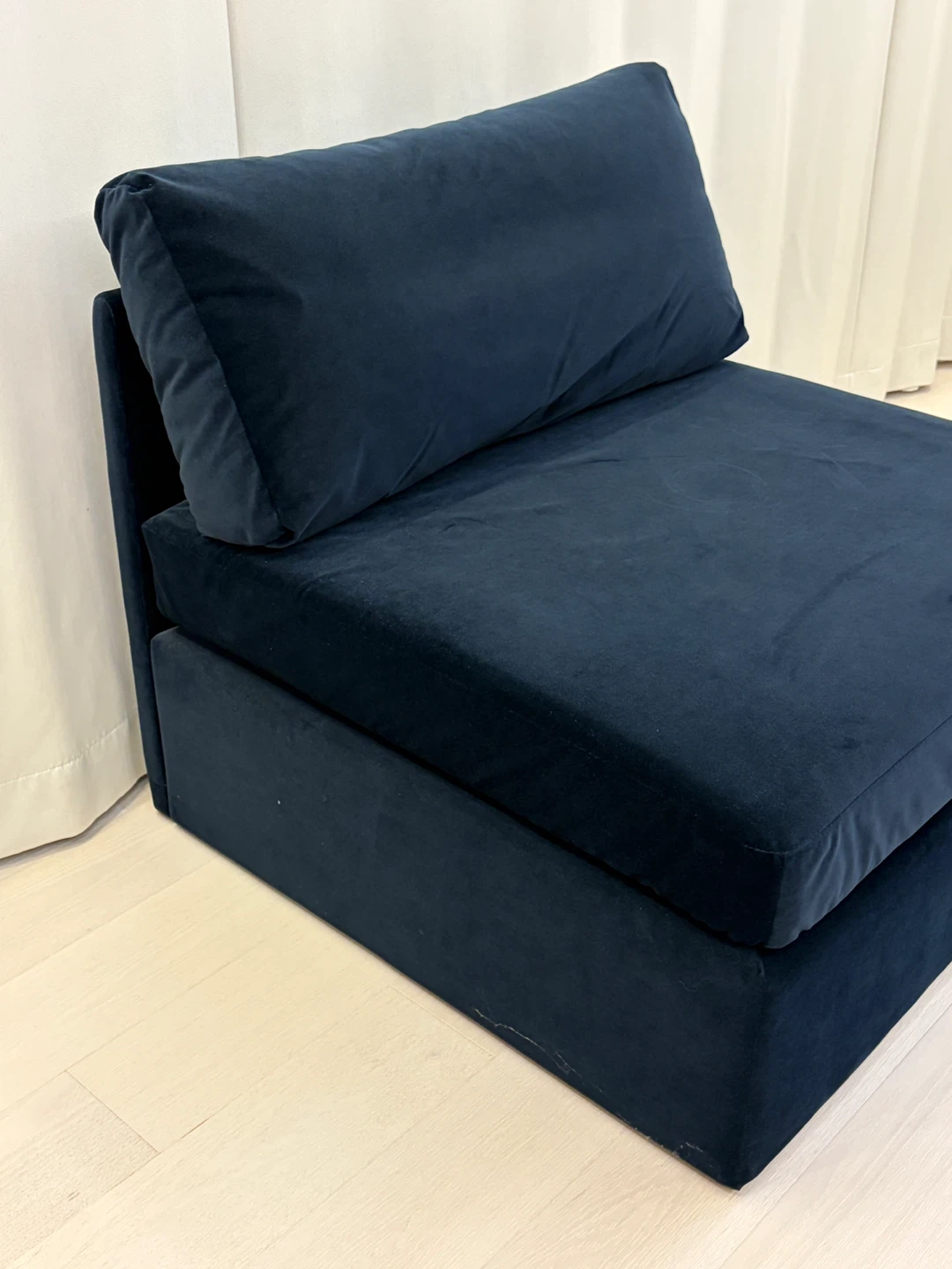 스테이모어 네이비 벨벳 소파 1인용