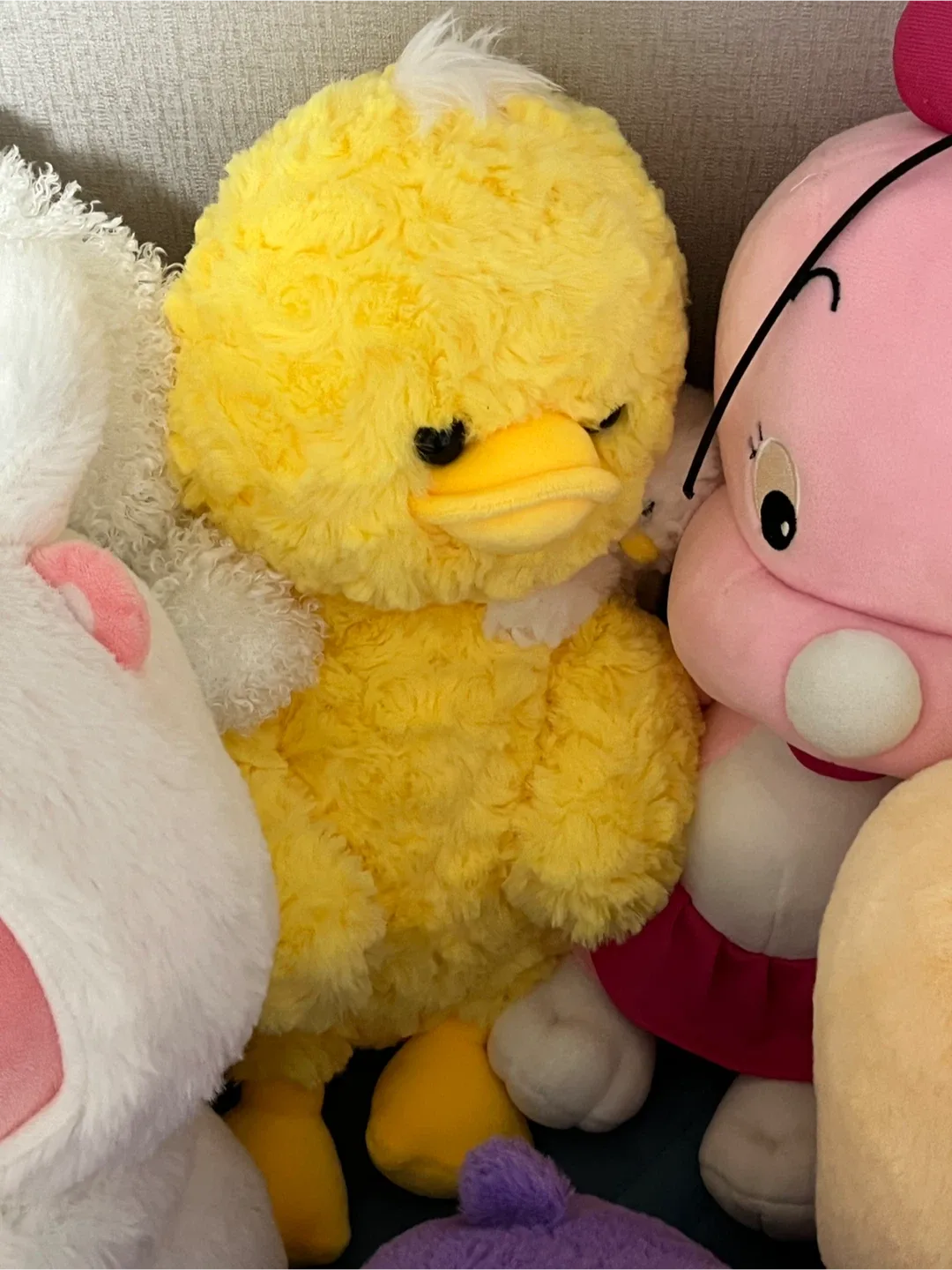 인형에 파묻혀가고있어요 제발데려가세요ㅠ