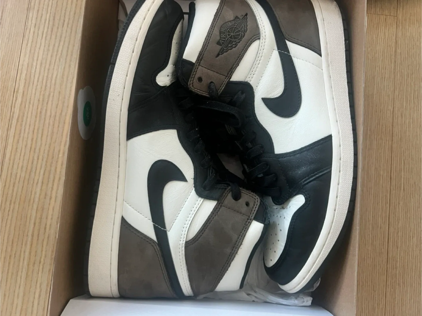 조던1 레트로 하이 OG 다크모카 285 중고