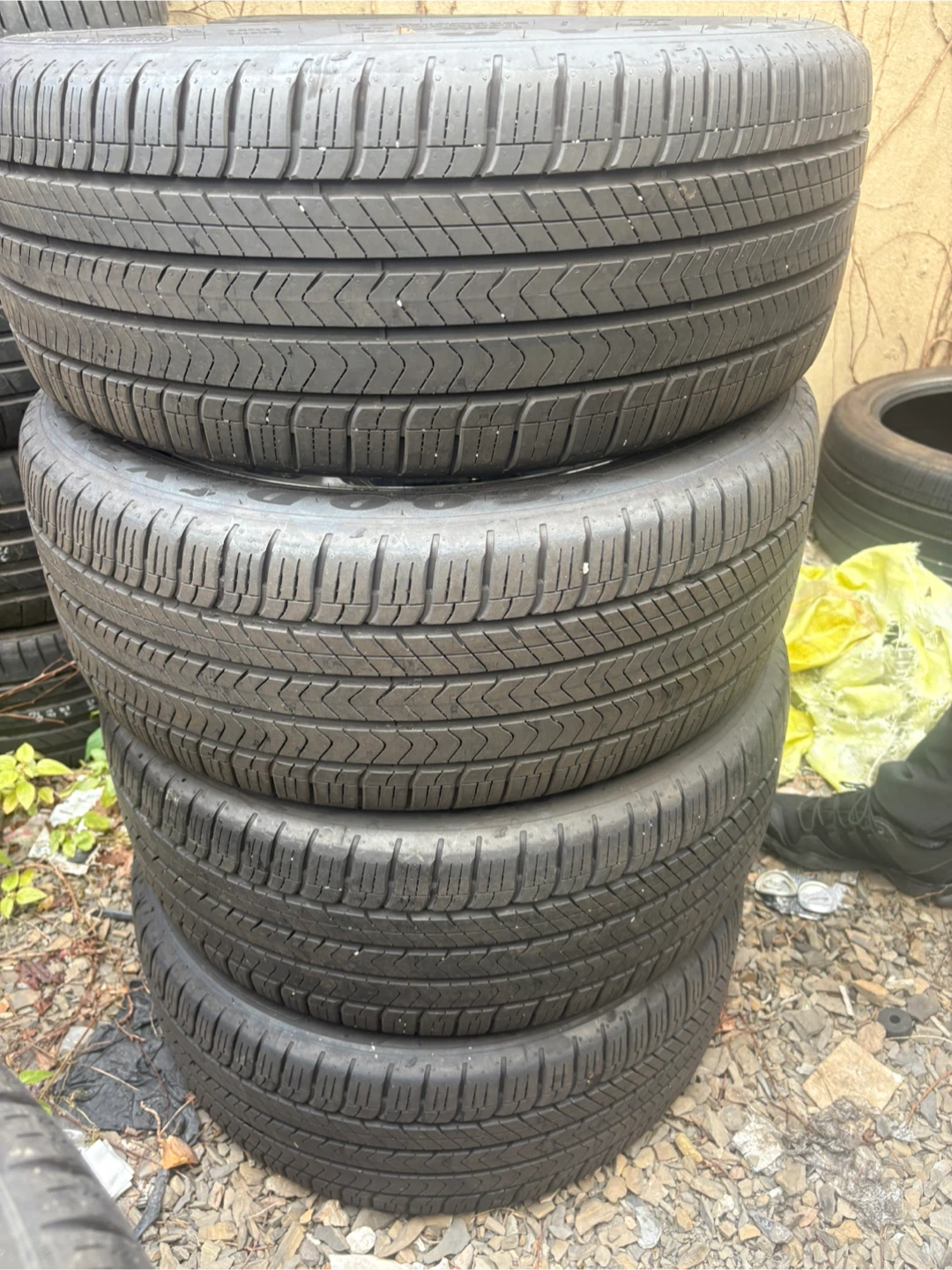 굿이어 245/45R18 타이어 4개 한 세트 휠타셋트