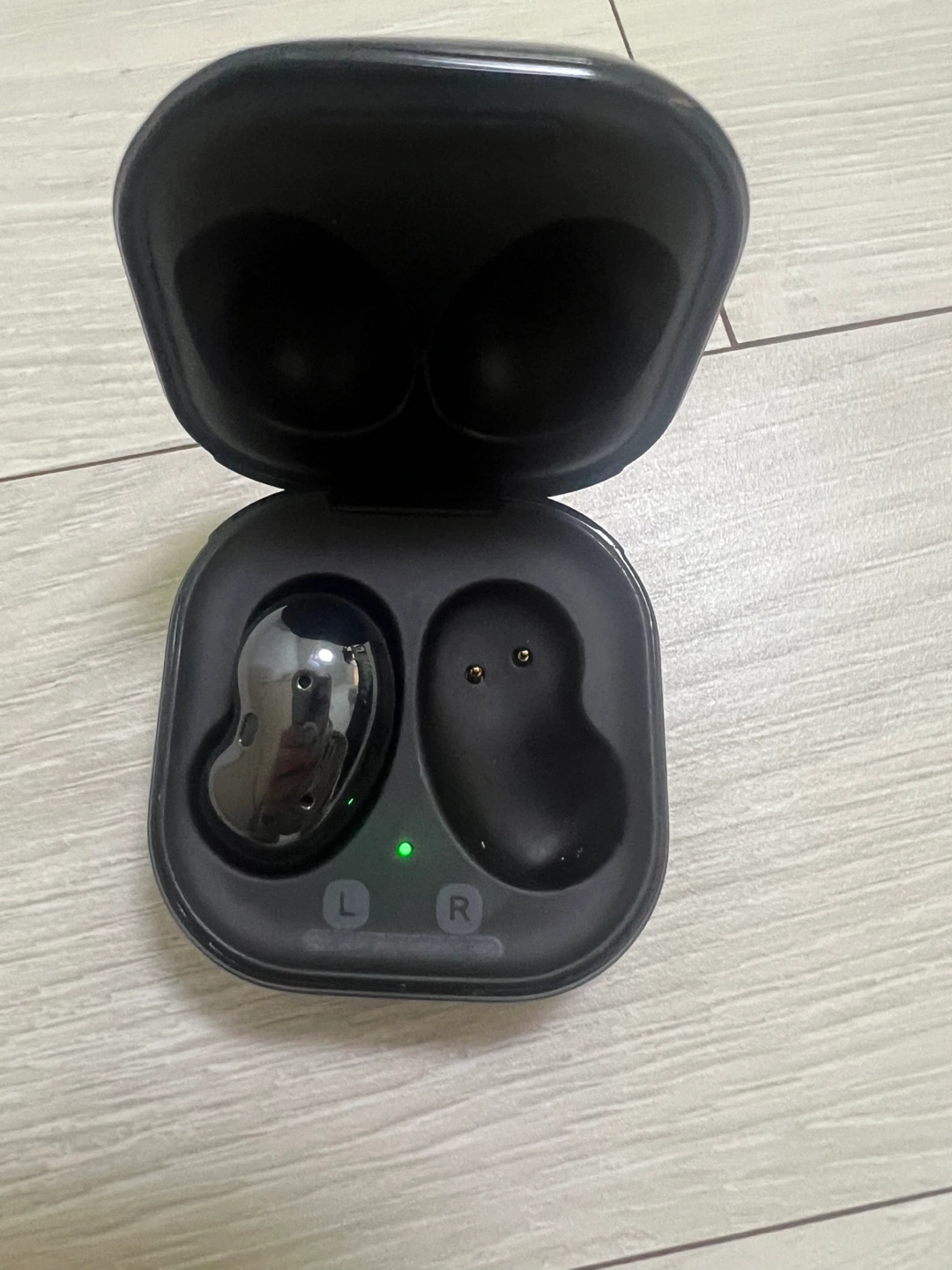갤럭시 버즈라이브 SM R180 | 디지털기기 | 당근 중고거래