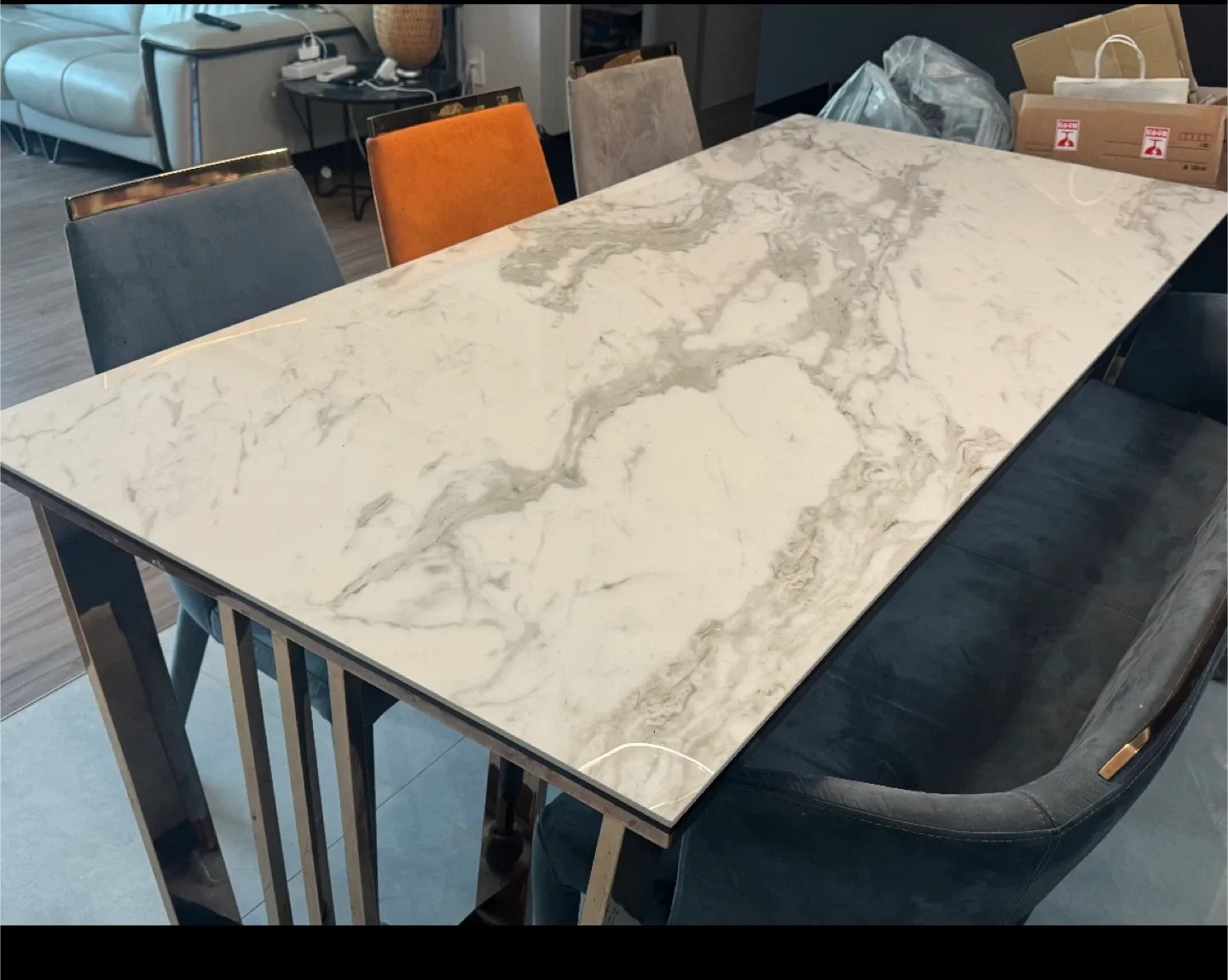 대리석 식탁 세트 (의자 3+ 벤치1)