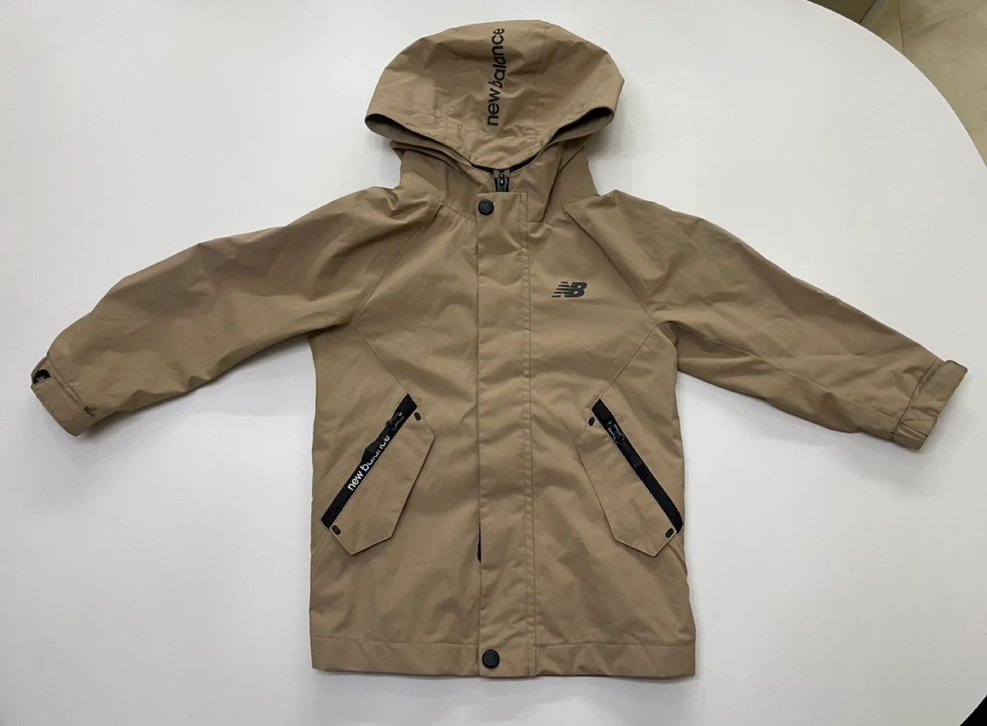 뉴발란스 키즈 후드 점퍼 100