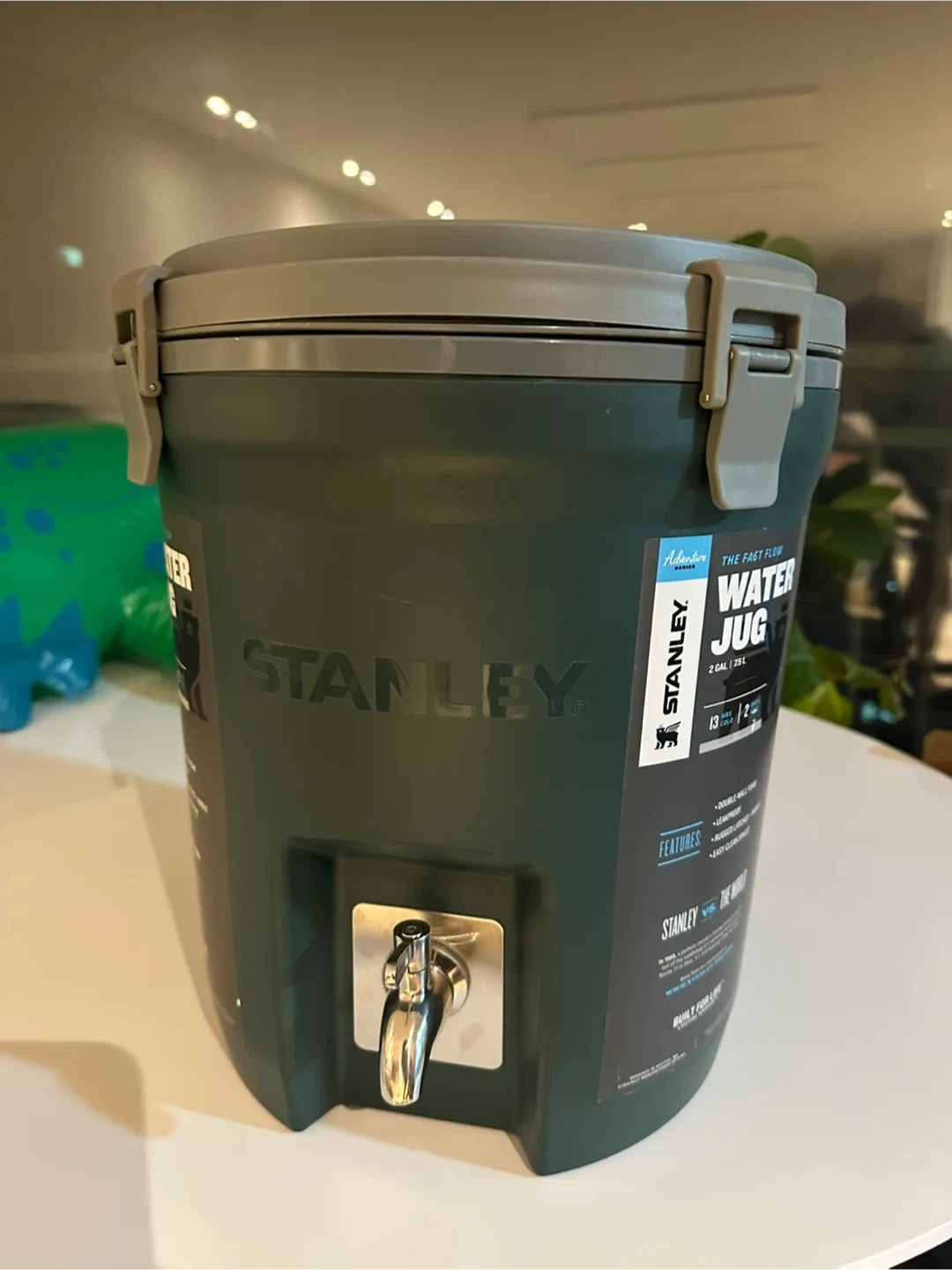 스탠리 워터저그 7.5L 팝니다.