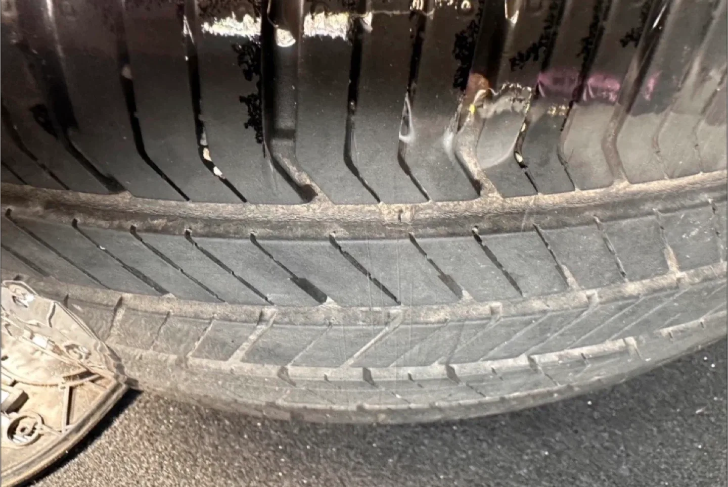 225/55/18 중고 타이어