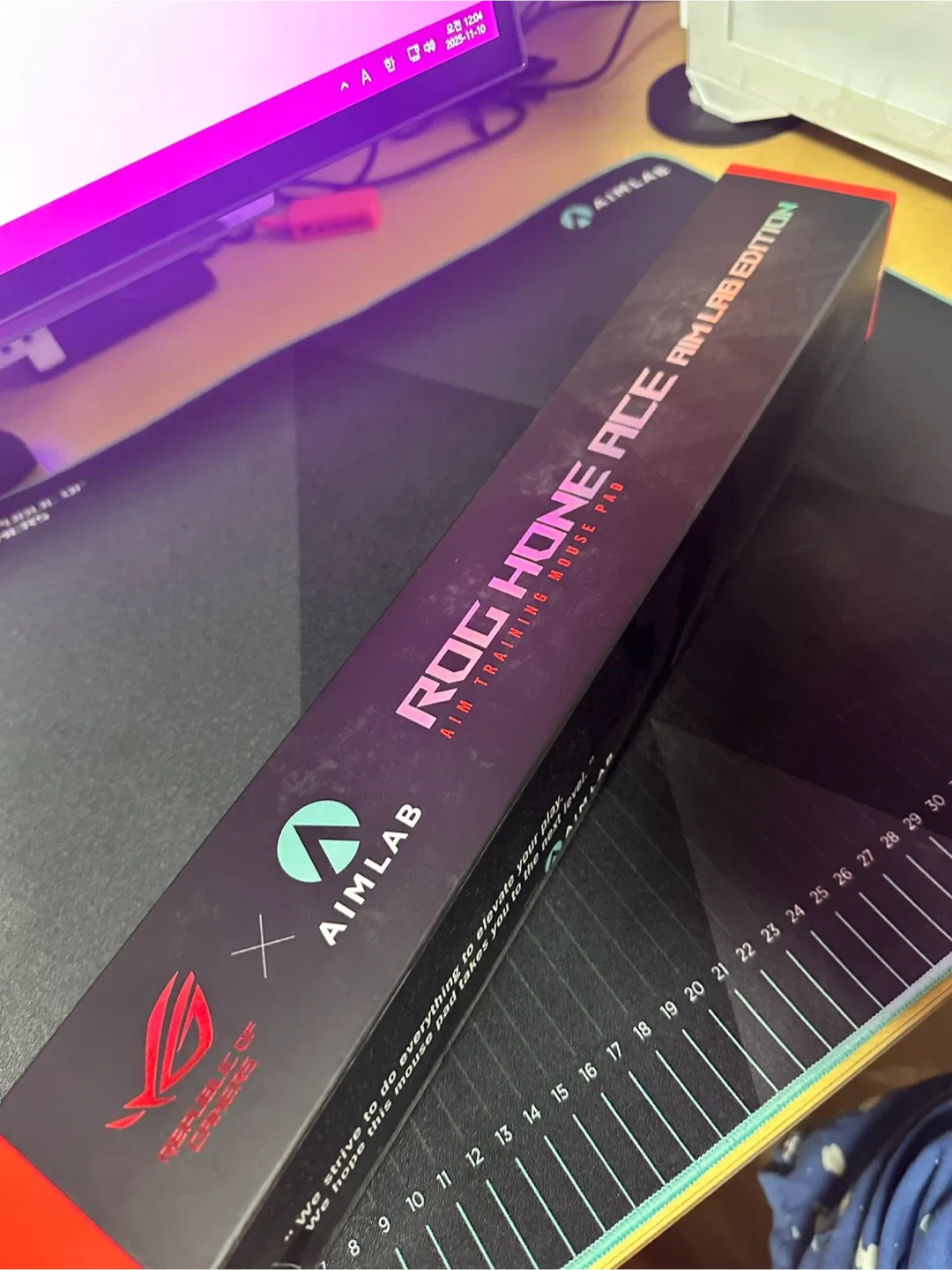 ASUS ROG Hone ACE Aimlab 에디션 마우스패드