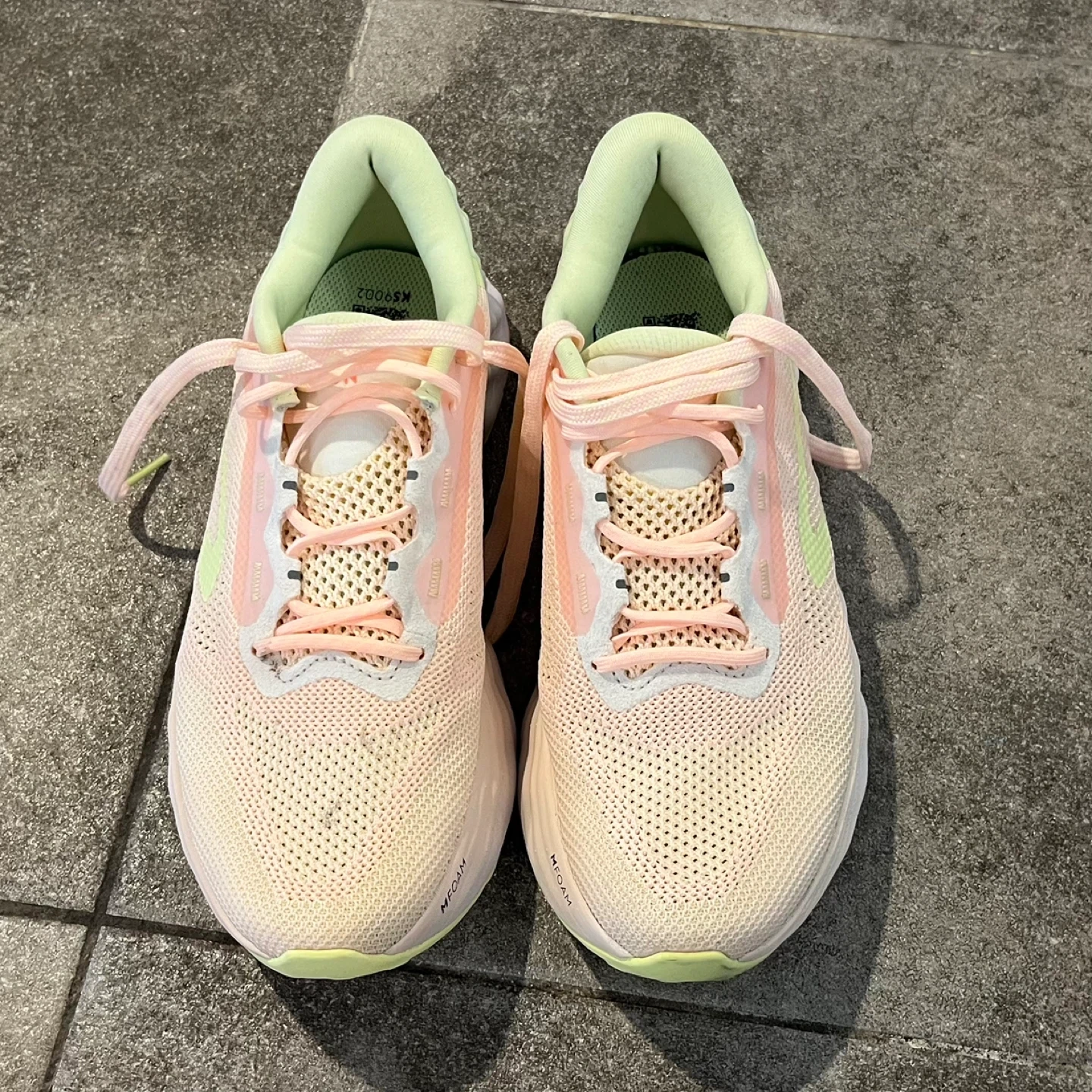 데카트론 여성 러닝화 사이즈 240~245 | 스포츠/레저 | 당근 중고거래