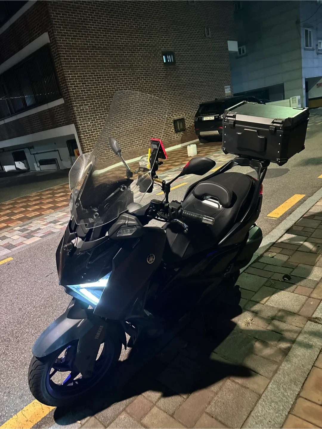 야마하 XMAX300 25년식 판매