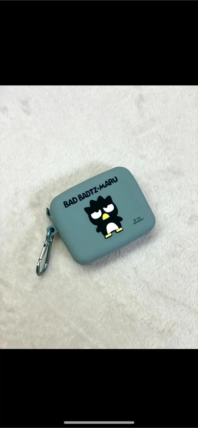 산리오 정품 배드바츠마루 실리콘 파우치 에어팟케이스