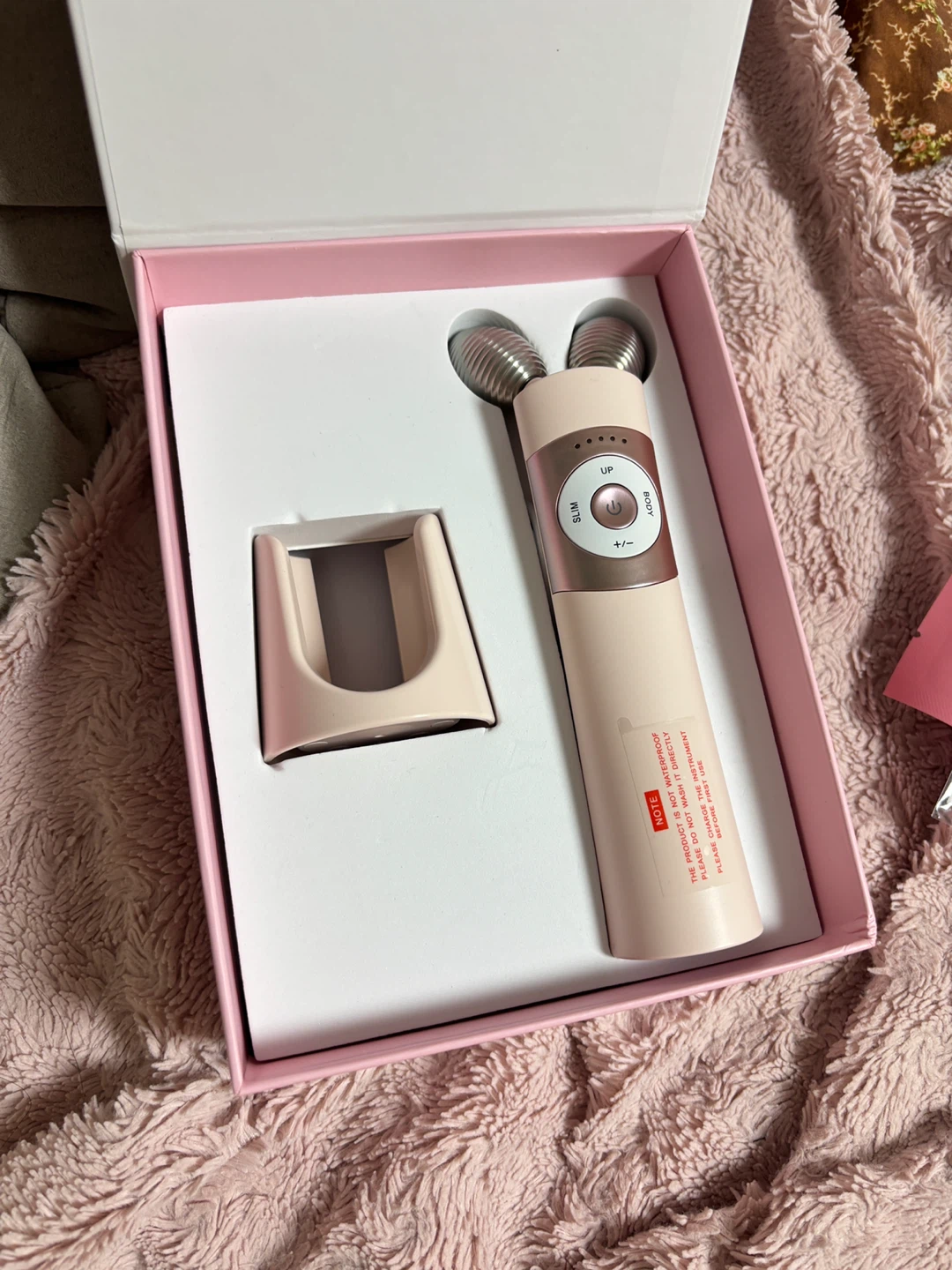 마미케어 EMS V-THERA 얼굴 마사지기