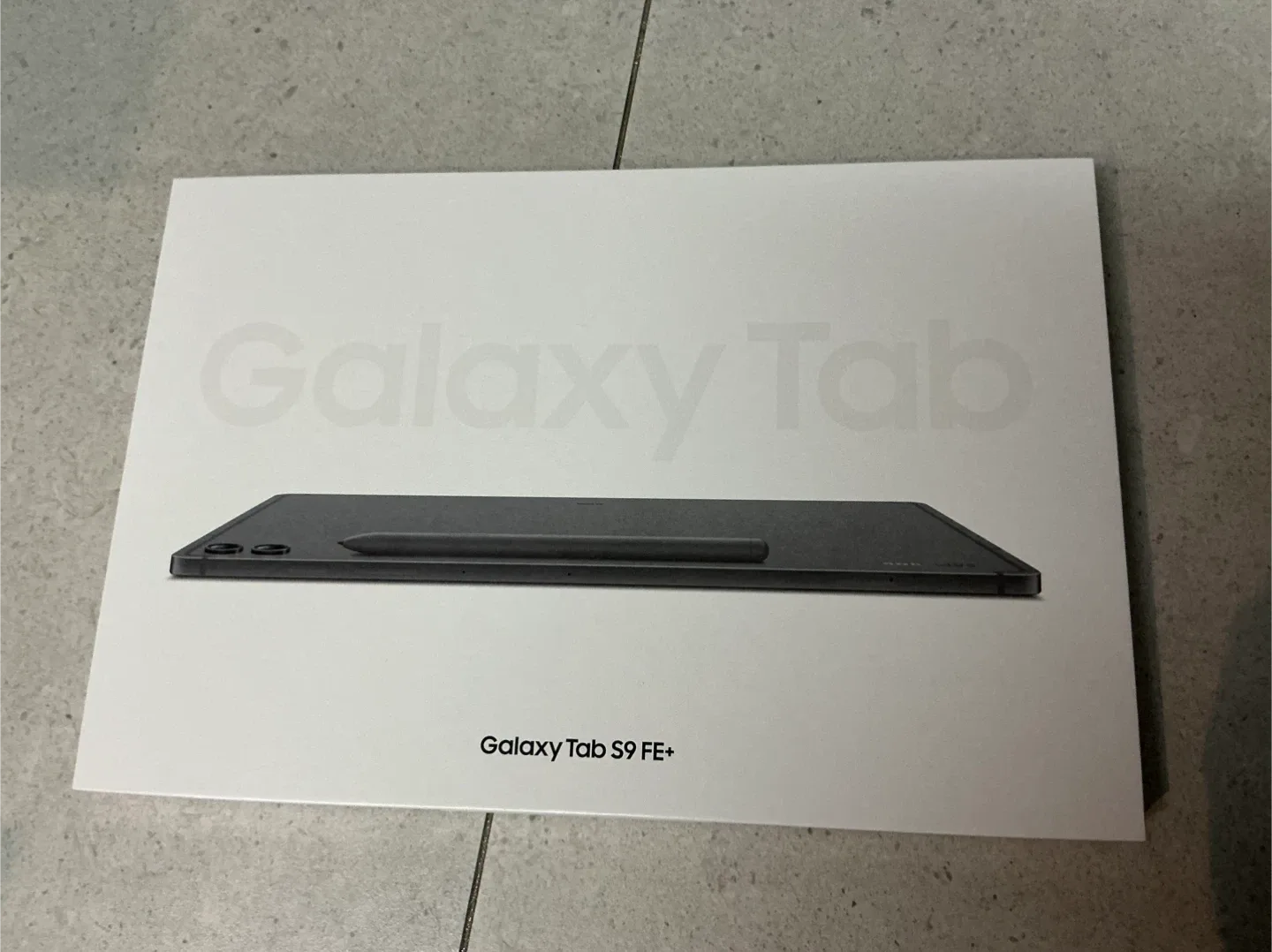 갤럭시탭S9 FE+ 12.4 WIFI 128GB 미개봉 새제품 팝니다.
