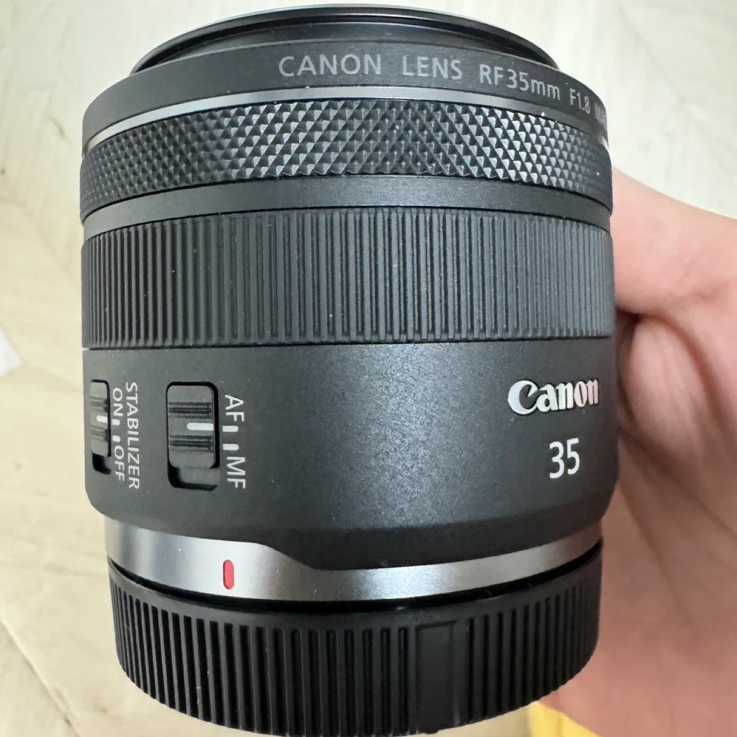 캐논 RF 35mm F1.8 Macro IS STM 렌즈