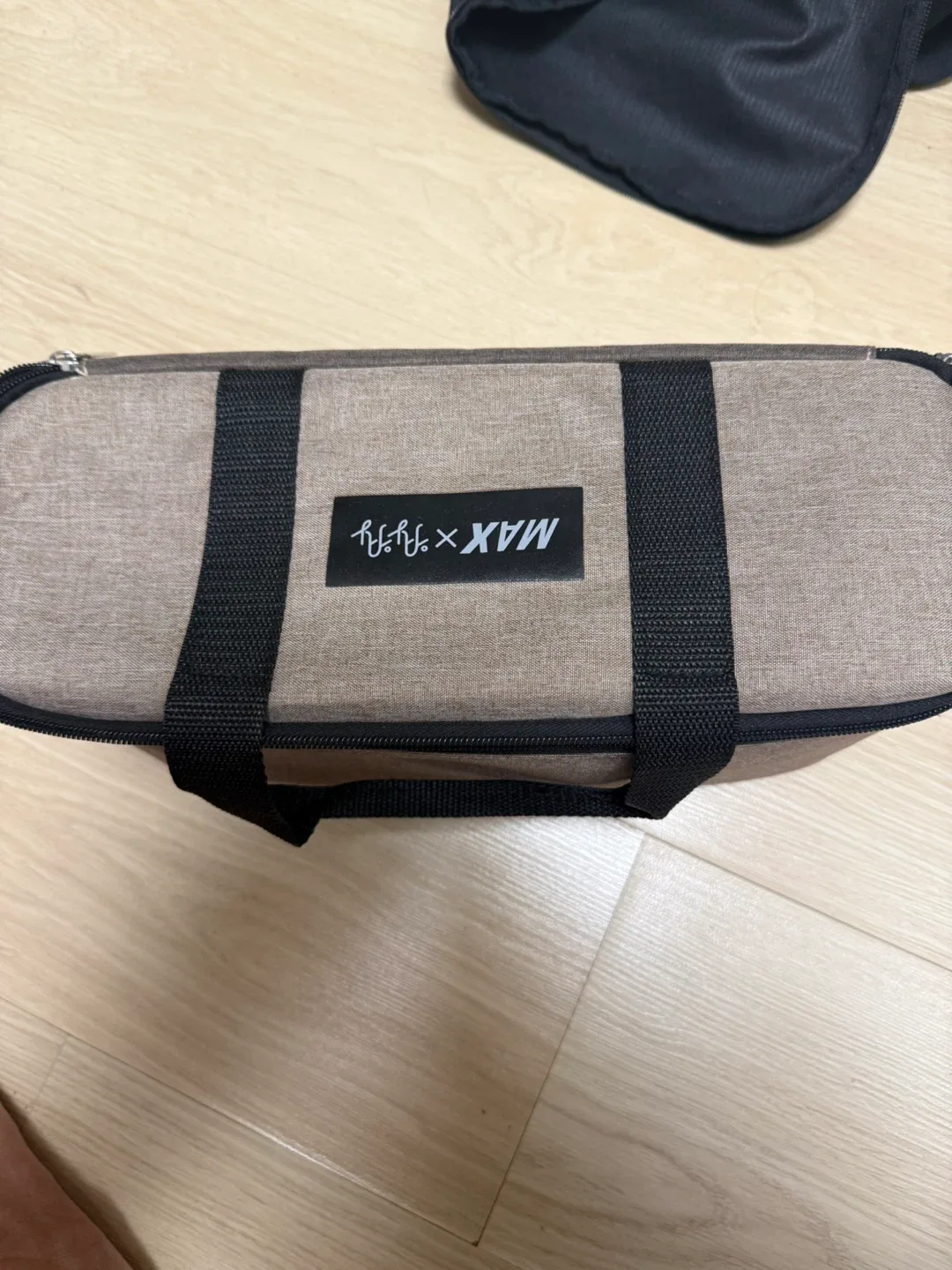 맥스X제이제이 콜라보  휴대용 가스 버너 팝니다