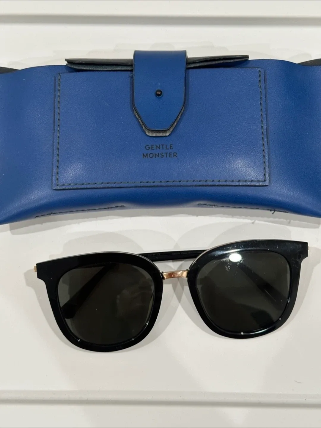 젠틀몬스터 선글라스 블랙