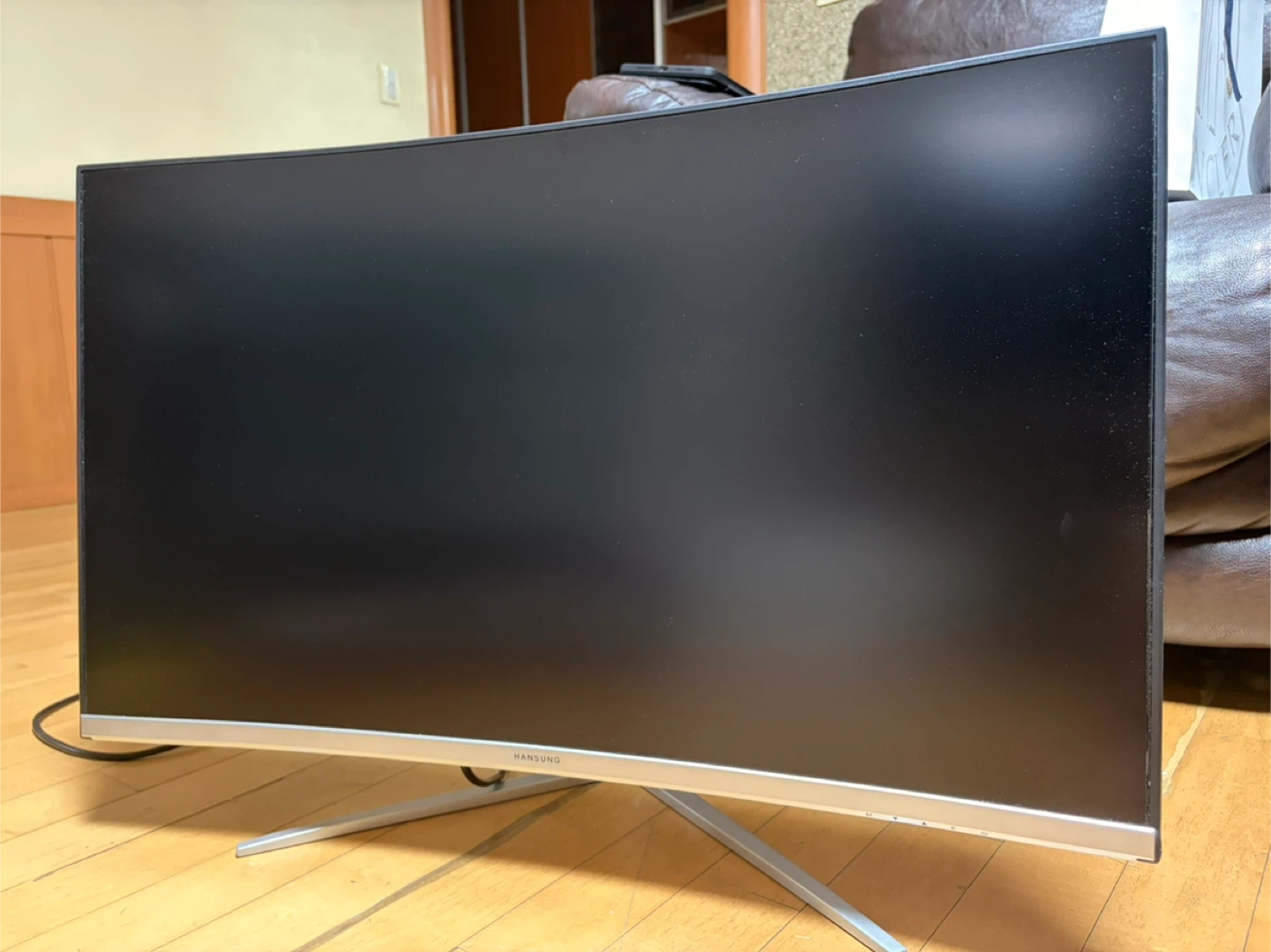 한성 ULTRON 3257 32인치 커브드 모니터