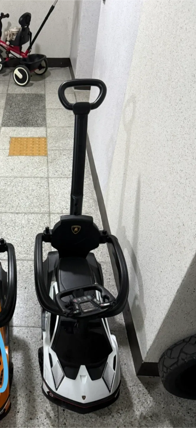 람보르기니 푸쉬카 오렌지&화이트