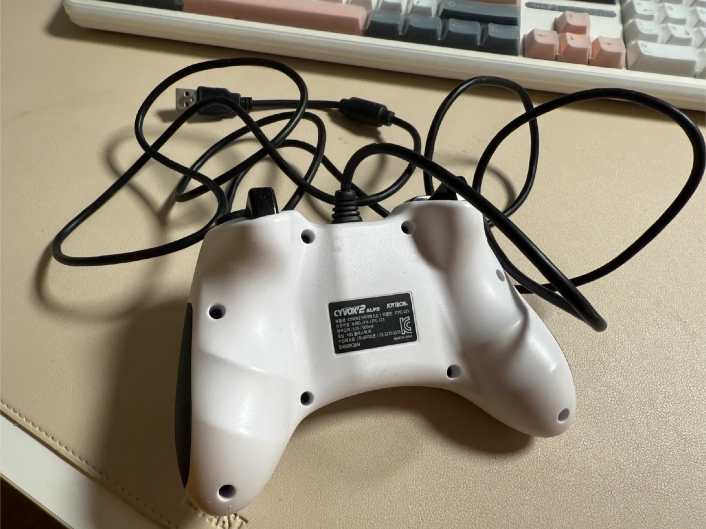 조이트론 싸이복스2 pc 유선 컨트롤러 게임패드 화이트 상태좋아요 | 취미/게임/음반 | 당근 중고거래