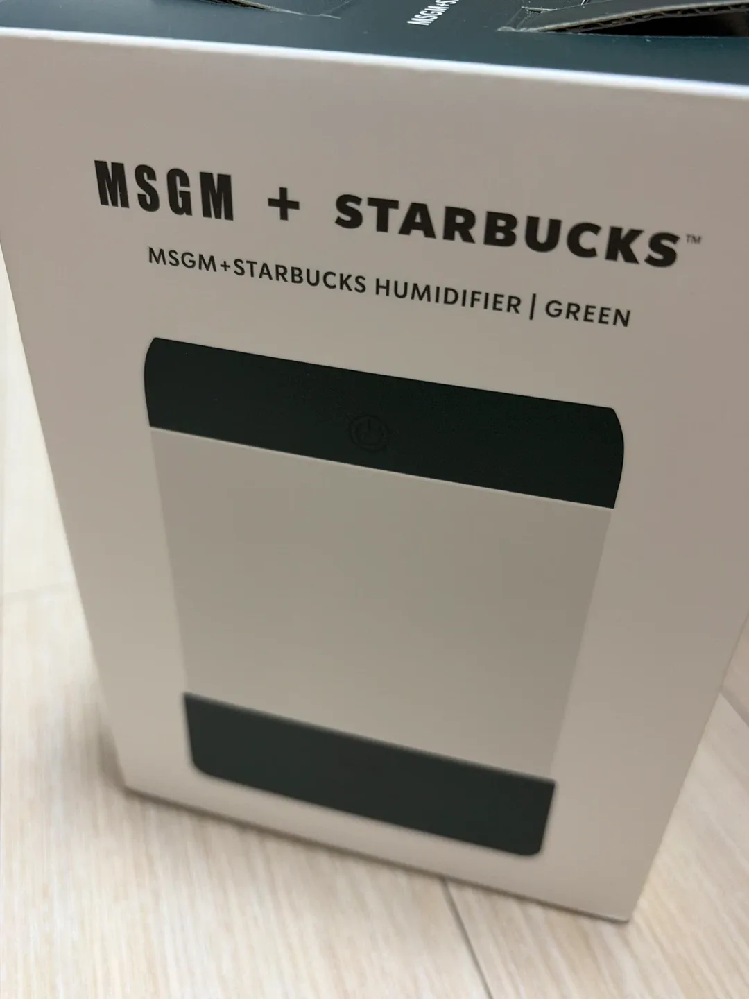 MSGM + 스타벅스 가습기 그린