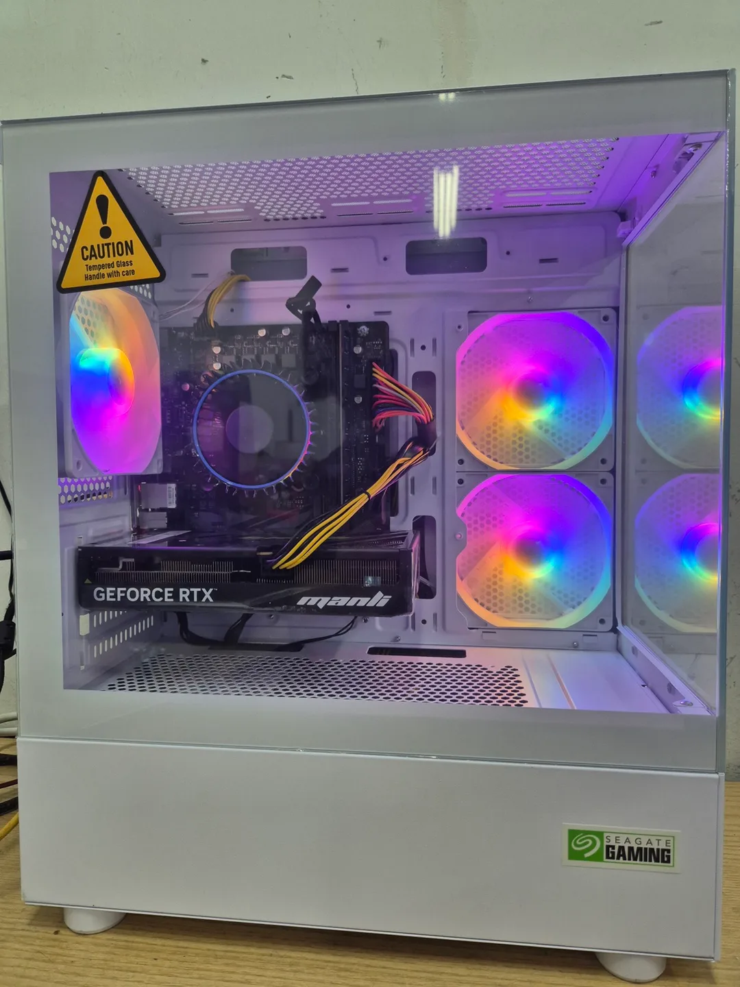 (윈11정품) 인텔14세대 RTX5060 컴퓨터 당근합니당 ㅎ 무상보증3년남음!!