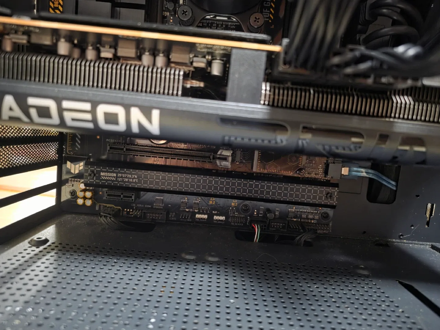 7800x3d  ASUS RX 9070 XT 16GB
